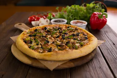 Domino's Pizza & 105